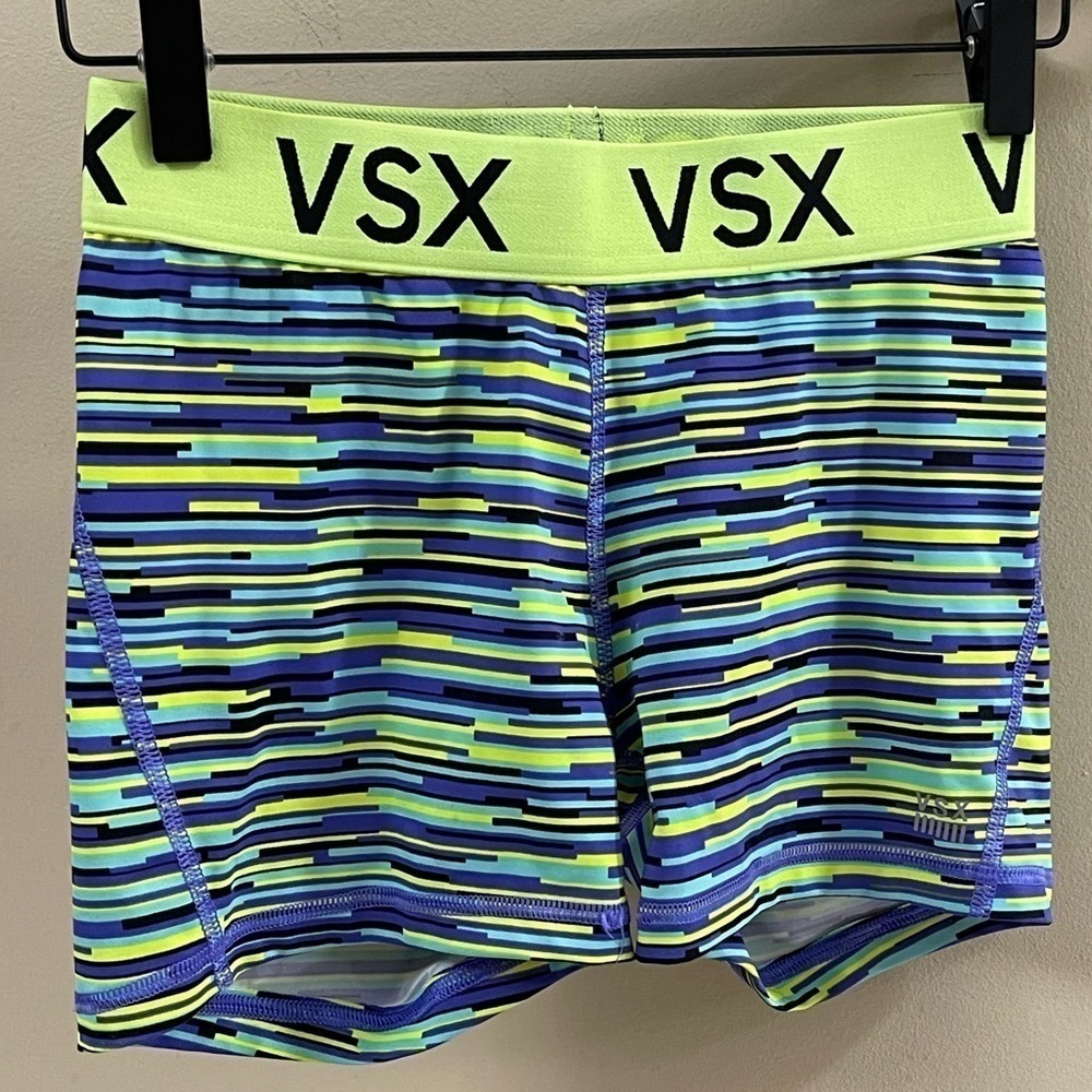 Victoria's Secret VSX Sport Womens Size XS Compression Shorts Medium Rise